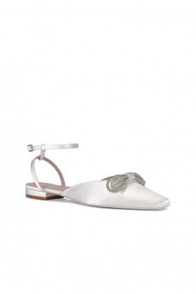  Mulheres | Amantes + Amigas Marja Flat White