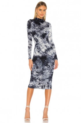  Sukienki damskie | Sukienka midi Lovers + Friends Ivanna w kolorze indygo blue tie-dye