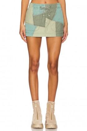  Faldas de mujer | Lovers + Friends Roma Mini Skirt Central Market