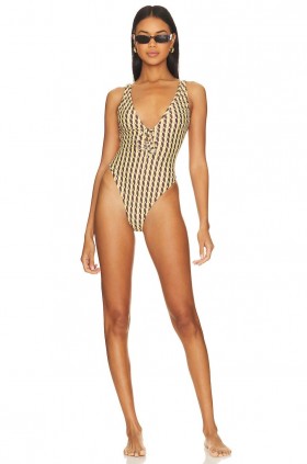  Trajes de baño y pareos para mujer | Lovers + Friends Horizon Traje de baño de una pieza multicolor